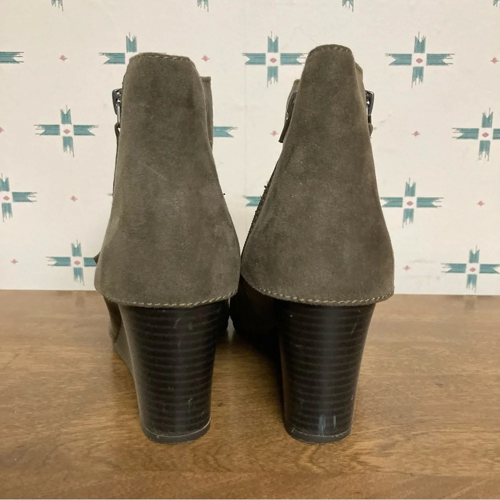 Arizona Jean Company Lady Brown Faux Suede Ankle Boots 8M